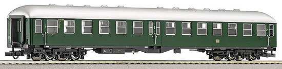 Passenger car 2nd class<br /><a href='images/pictures/Roco/64315.jpg' target='_blank'>Full size image</a>